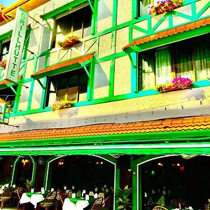 Grillhuette Patong